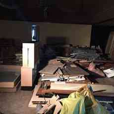 社交ダンスフロア解体中のイメージ